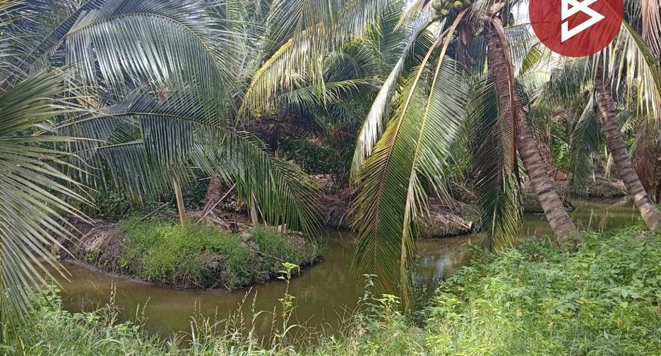 Terreno en venta en Sam Phran, Nakhon Pathom