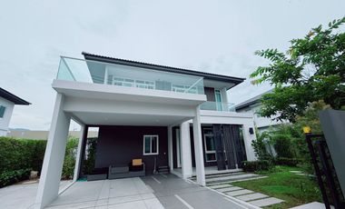 For rent 4 bedrooms house in Mueang Chiang Mai, Chiang Mai