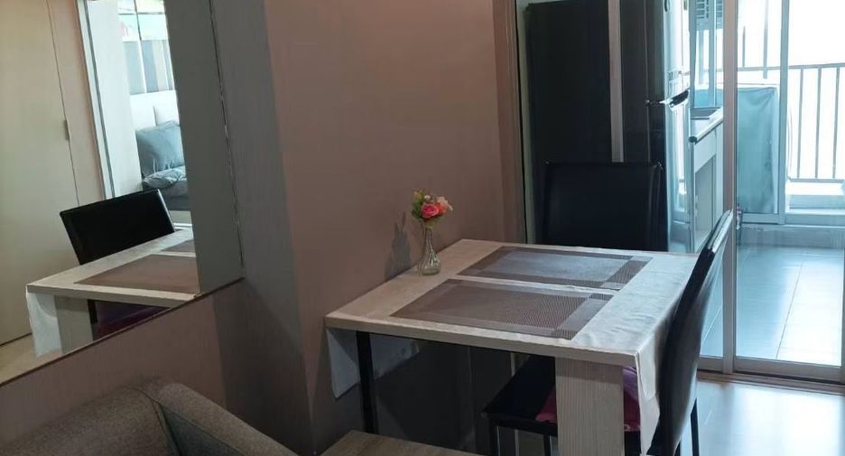 Condo en alquiler de 1 habitaciones en Khlong Toei, Bangkok