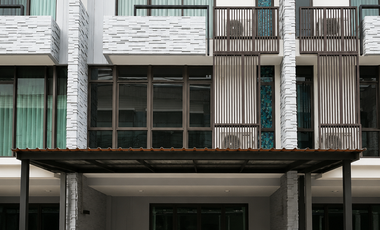 Reihenhaus zum Kauf mit 3 Zimmer in Bang Phli, Samut Prakan