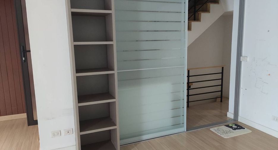 Reihenhaus zum Kauf mit 3 Zimmer in Bang Phli, Samut Prakan