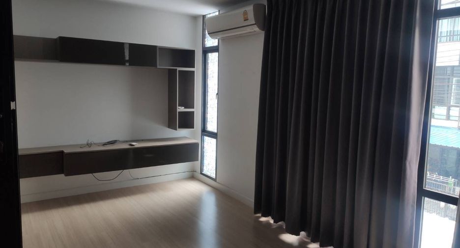 Reihenhaus zum Kauf mit 3 Zimmer in Bang Phli, Samut Prakan