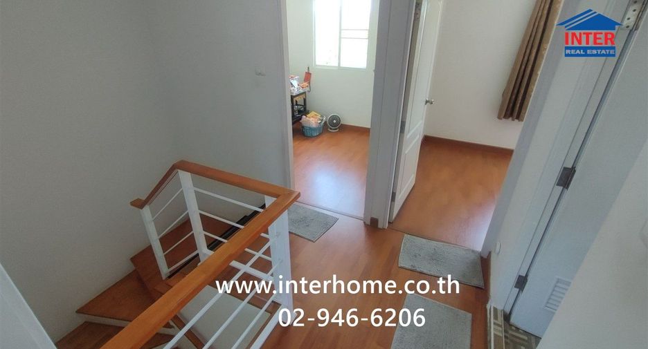 Casa adosada en venta de 4 habitaciones en Bang Yai, Nonthaburi