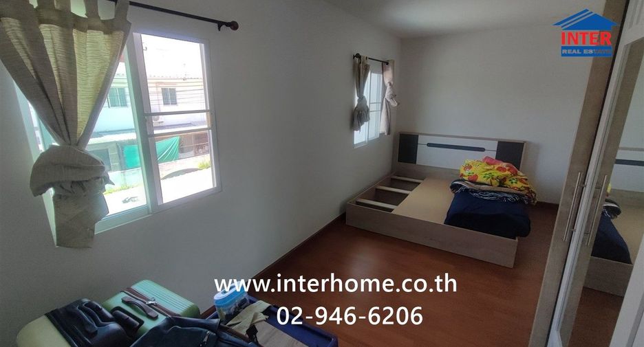 Casa adosada en venta de 4 habitaciones en Bang Yai, Nonthaburi