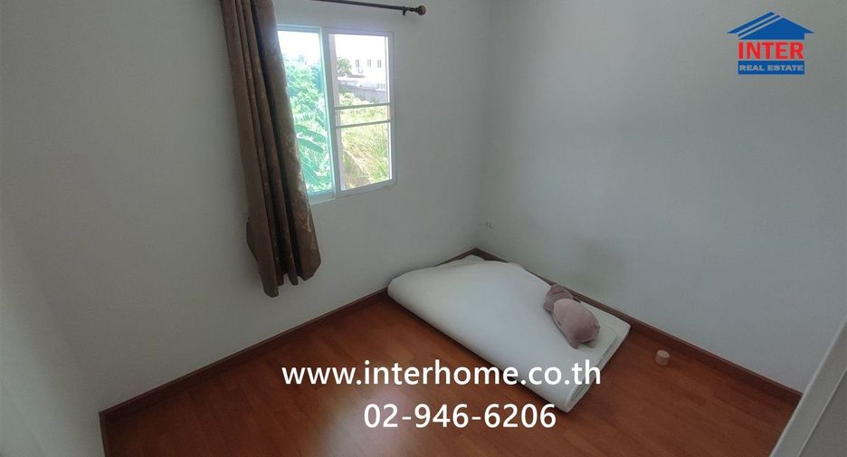 Casa adosada en venta de 4 habitaciones en Bang Yai, Nonthaburi