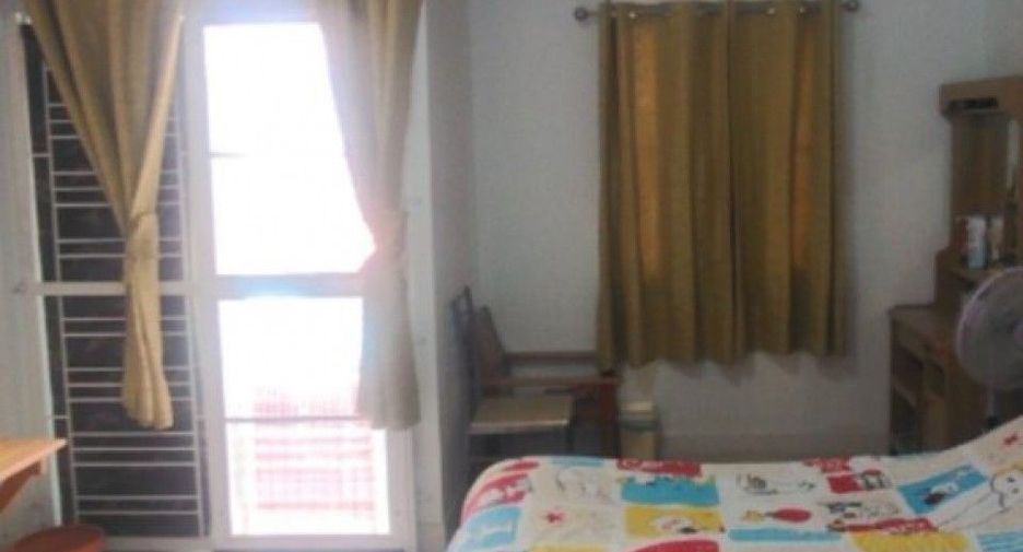 Casa adosada en venta de 2 habitaciones en Bang Sao Thong, Samut Prakan