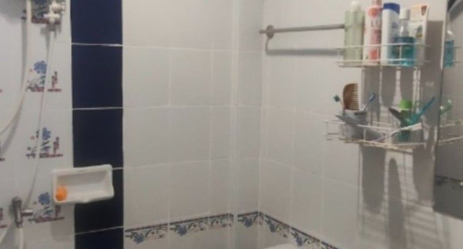 Casa adosada en venta de 2 habitaciones en Bang Sao Thong, Samut Prakan