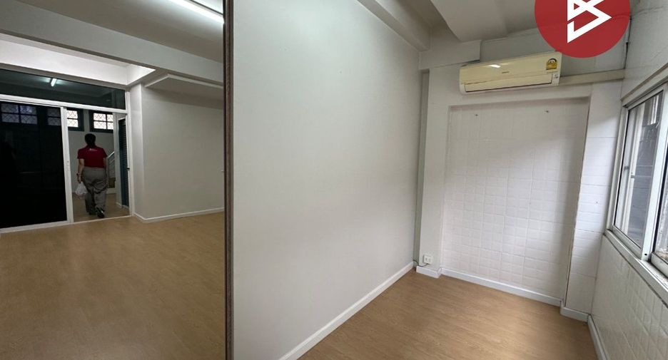 For sale 2 ベッドルーム retail Space in Mueang Samut Prakan, Samut Prakan