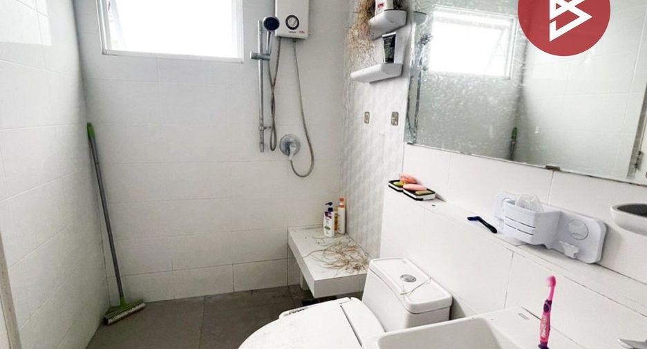 Haus zum Kauf mit 3 Zimmer in Bang Kruai, Nonthaburi