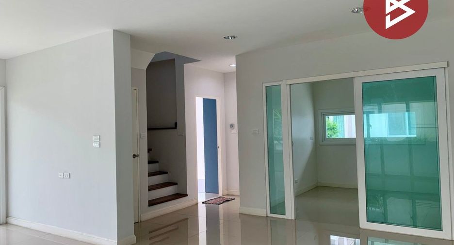 For sale 4 bedrooms house in Min Buri, Bangkok
