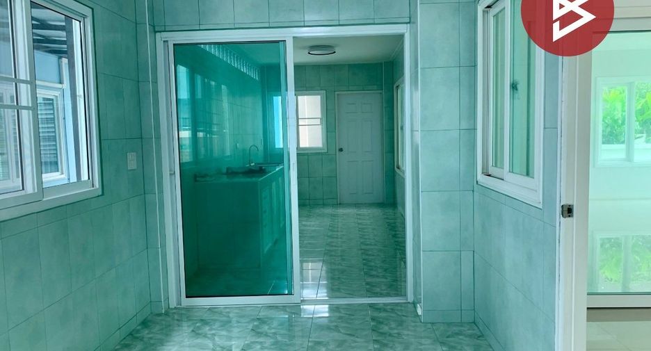 For sale 4 bedrooms house in Min Buri, Bangkok