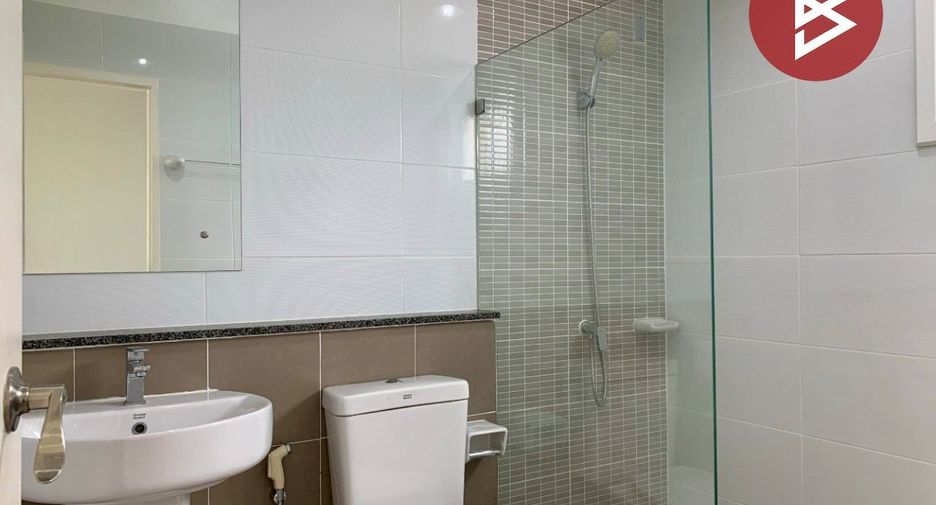 For sale 4 bedrooms house in Min Buri, Bangkok