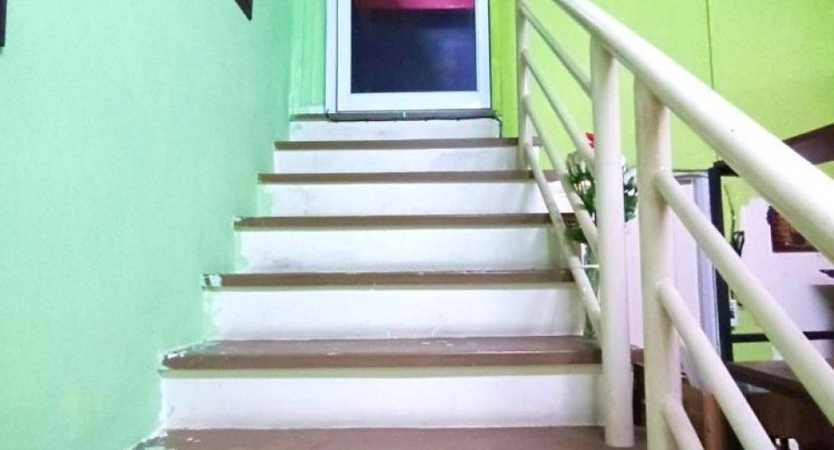 Local comercial en venta de 4 habitaciones en Tha Ruea, Phra Nakhon Si Ayutthaya