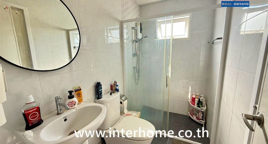 For sale 3 bedrooms townhouse in Sai Mai, Bangkok