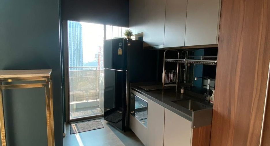 Wohnung zur Miete mit 1 Zimmer in Khlong Toei, Bangkok