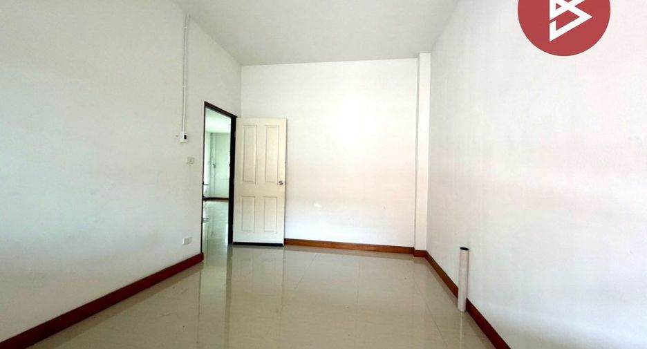 Haus zum Kauf mit 3 Zimmer in Nikhom Phatthana, Rayong