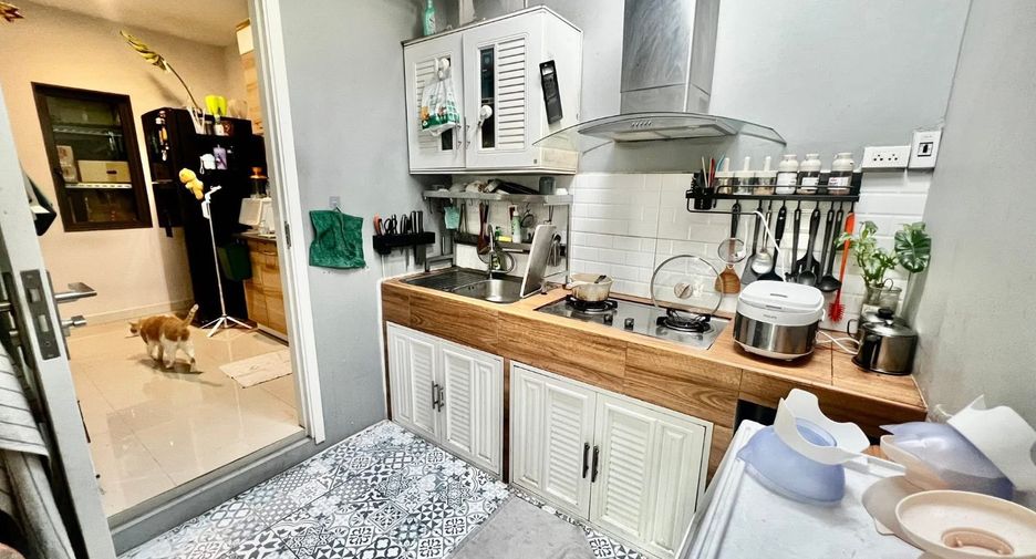 For sale 4 bedrooms house in Pak Kret, Nonthaburi