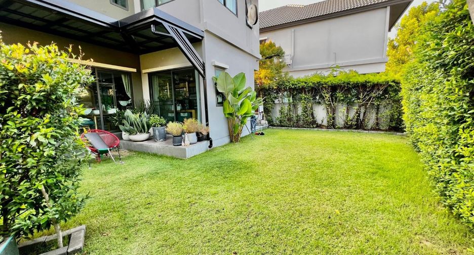 For sale 4 bedrooms house in Pak Kret, Nonthaburi
