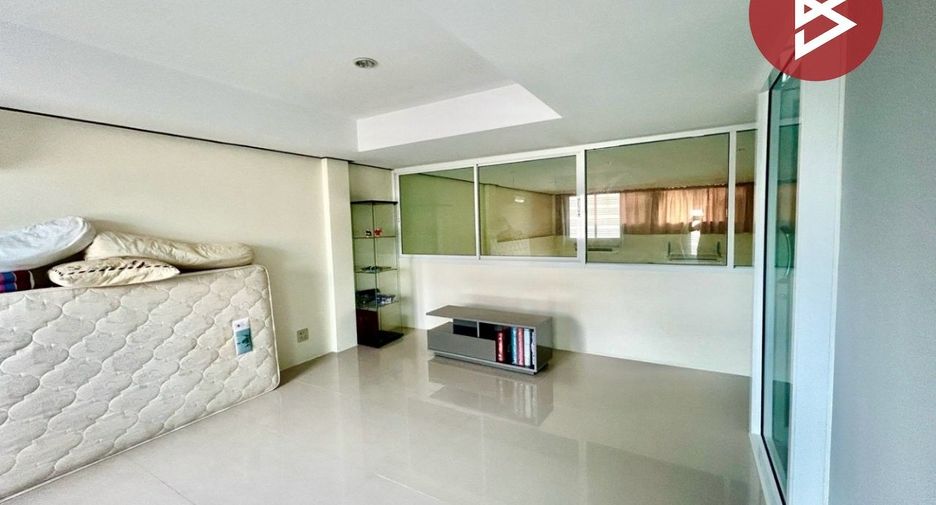 出售 2 卧室 商业空间 在 Mueang Rayong, Rayong