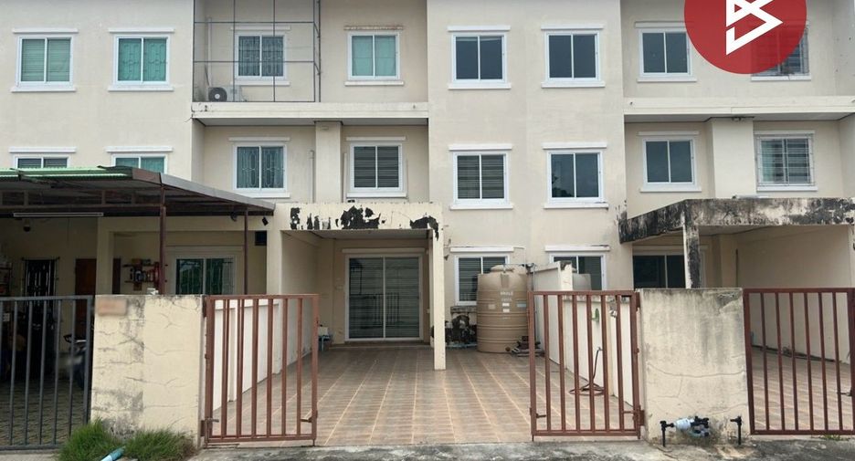 出售 2 卧室 商业空间 在 Mueang Rayong, Rayong
