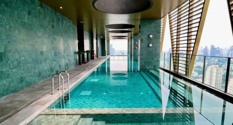 For rent 1 bed condo in Khlong Toei, Bangkok