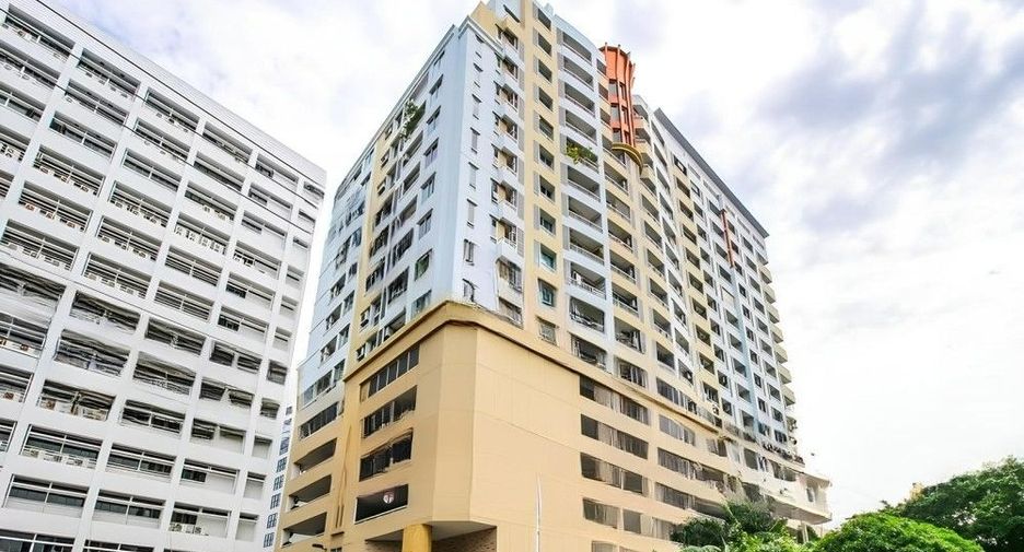 For rent 1 bed condo in Khlong Toei, Bangkok