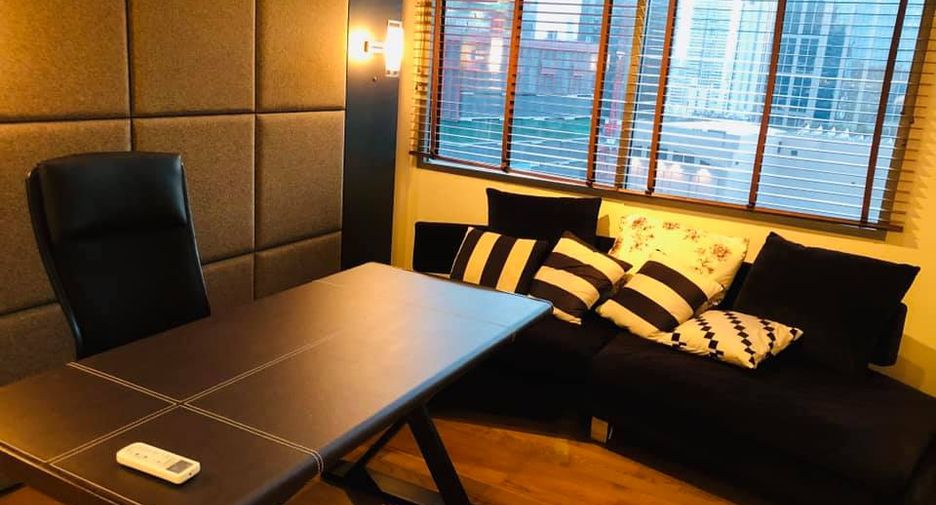 For rent 1 bed condo in Khlong Toei, Bangkok