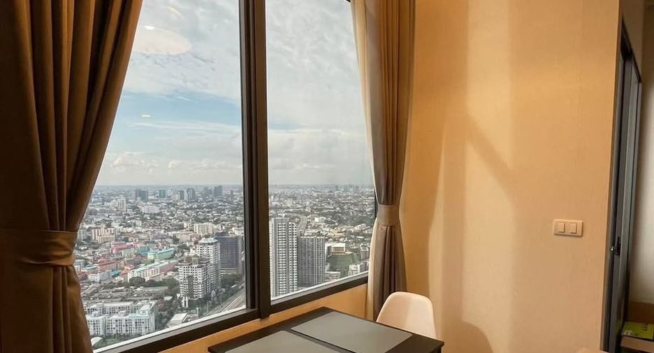 For rent 1 bed condo in Khlong Toei, Bangkok