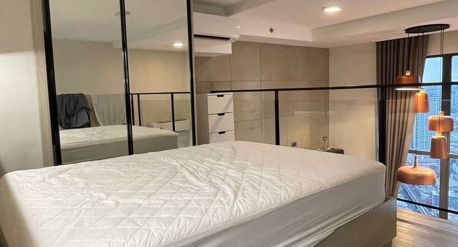 For rent 1 bed condo in Khlong Toei, Bangkok