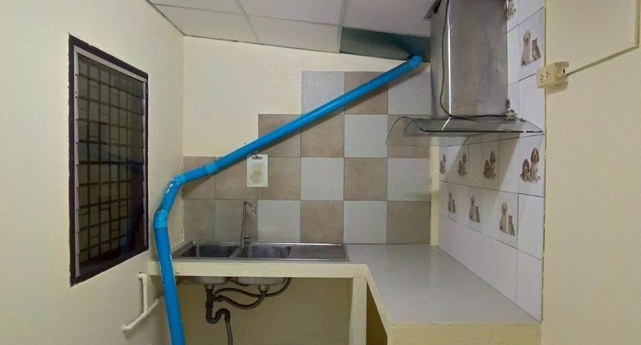 For sale 2 bedrooms townhouse in Min Buri, Bangkok