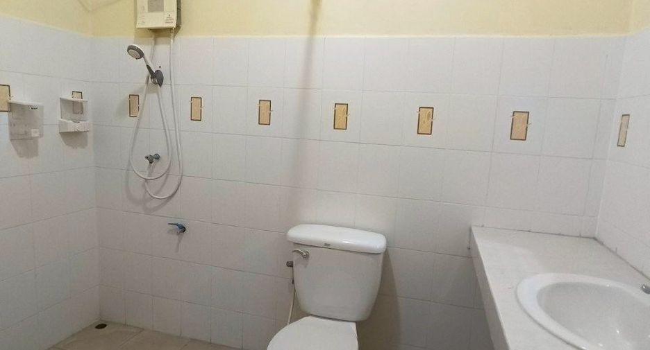 For sale 2 bedrooms townhouse in Min Buri, Bangkok