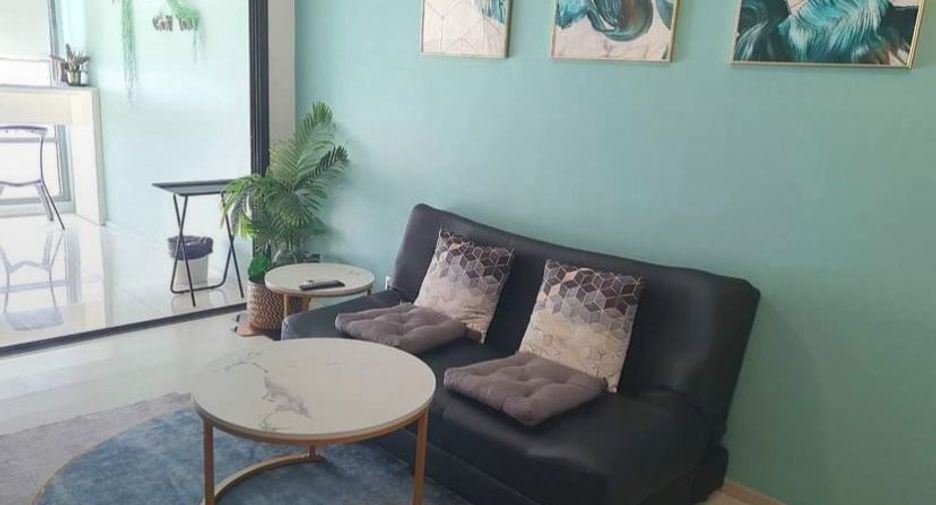 For rent 2 bedrooms condo in Watthana, Bangkok