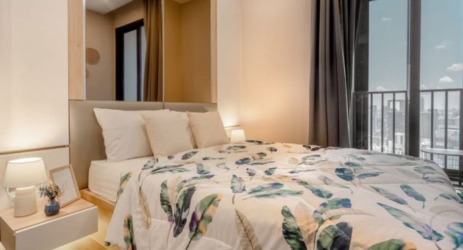 For rent 2 bedrooms condo in Watthana, Bangkok