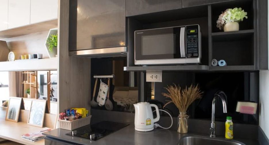 For rent 2 bedrooms condo in Watthana, Bangkok