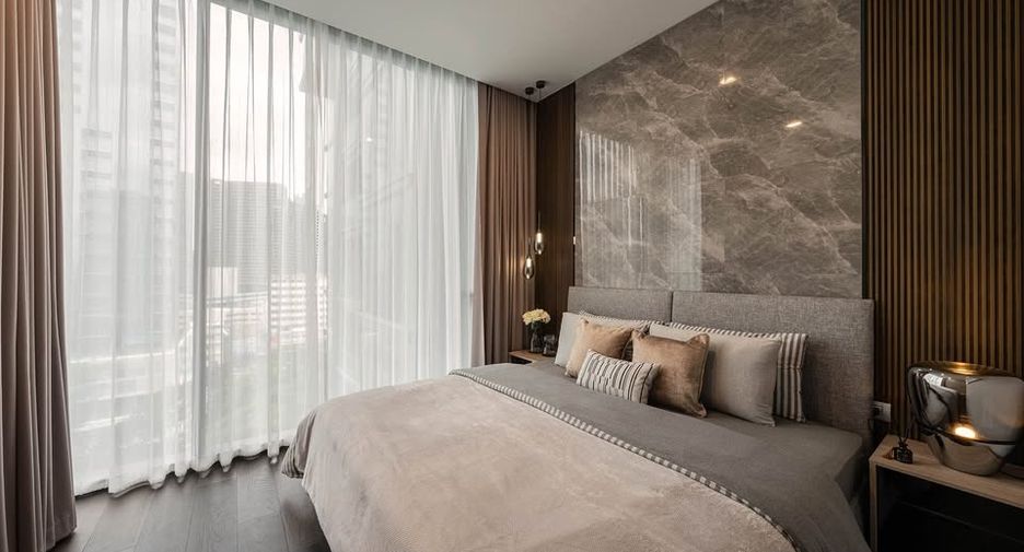 For rent 2 bedrooms condo in Watthana, Bangkok