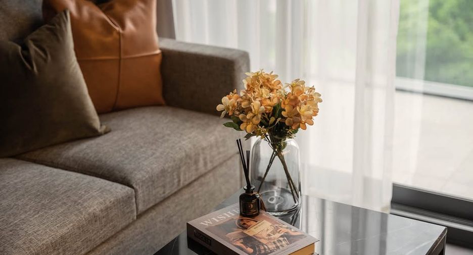For rent 2 bedrooms condo in Watthana, Bangkok