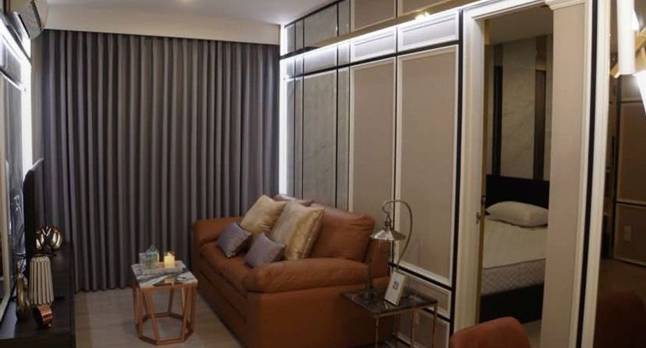 For rent 2 bedrooms condo in Watthana, Bangkok