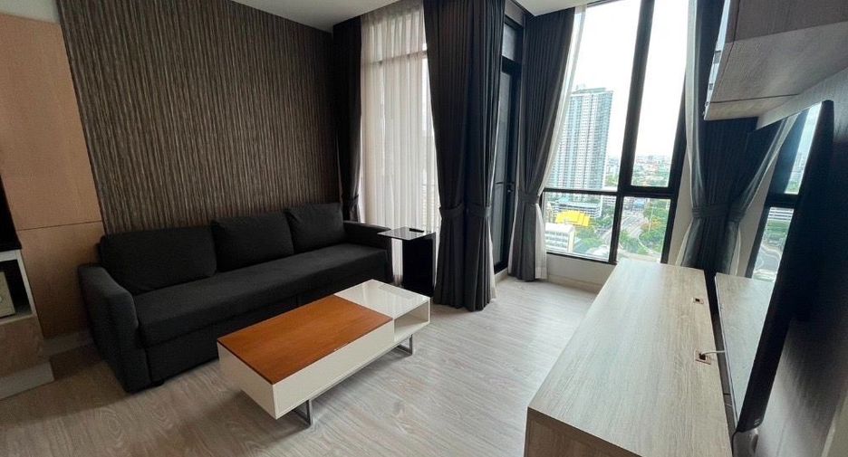 For rent 2 bedrooms condo in Watthana, Bangkok