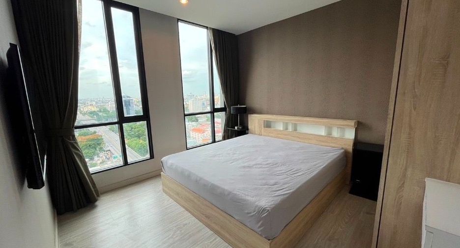 For rent 2 bedrooms condo in Watthana, Bangkok