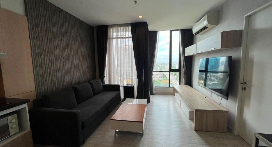For rent 2 bedrooms condo in Watthana, Bangkok