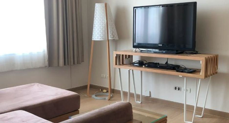 Condo en alquiler de 1 habitaciones en Sathon, Bangkok