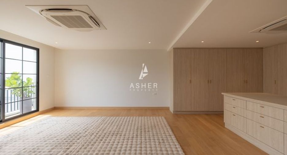 Casa en venta de 5 habitaciones en Watthana, Bangkok