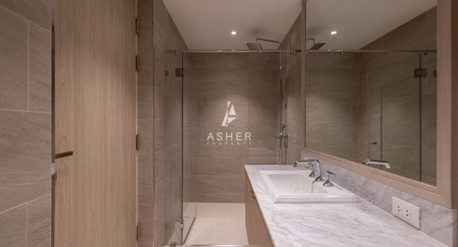 Casa en venta de 5 habitaciones en Watthana, Bangkok