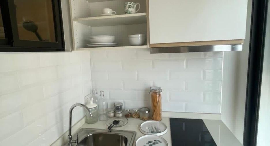 Condo en alquiler de 1 habitaciones en Khlong Toei, Bangkok