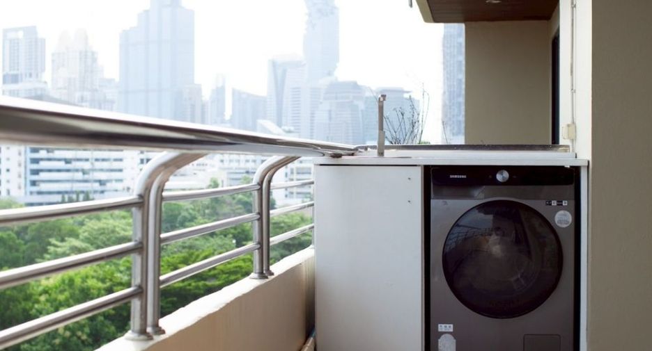 À louer 2 chambres condo à Yan Nawa, Bangkok