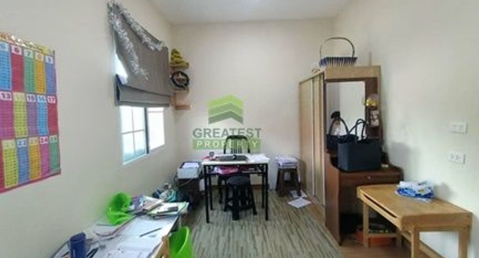 For sale 2 bedrooms townhouse in Bang Khae, Bangkok