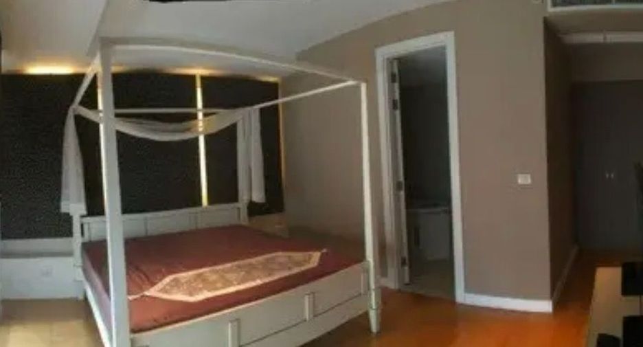 For rent 2 bedrooms condo in Mueang Samut Prakan, Samut Prakan