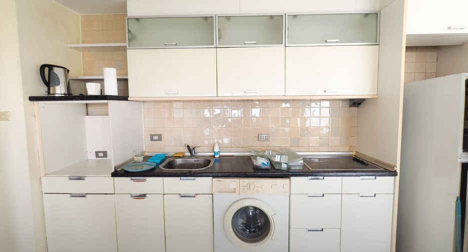 Wohnung zur Miete und zum Kauf mit 1 Zimmer in Bang Kapi, Bangkok