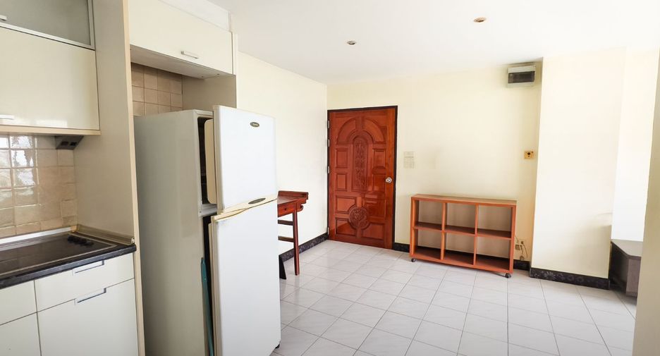 Wohnung zur Miete und zum Kauf mit 1 Zimmer in Bang Kapi, Bangkok