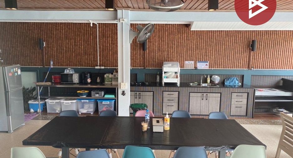 À vendre 6 chambres maison à Sattahip, Pattaya